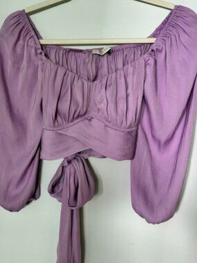 Isabella's Cabinet Lavender Satin Top - Excellent Condition